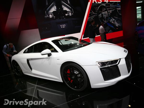 2017 Frankfurt Motor Show: Audi R8 RWS Revealed
