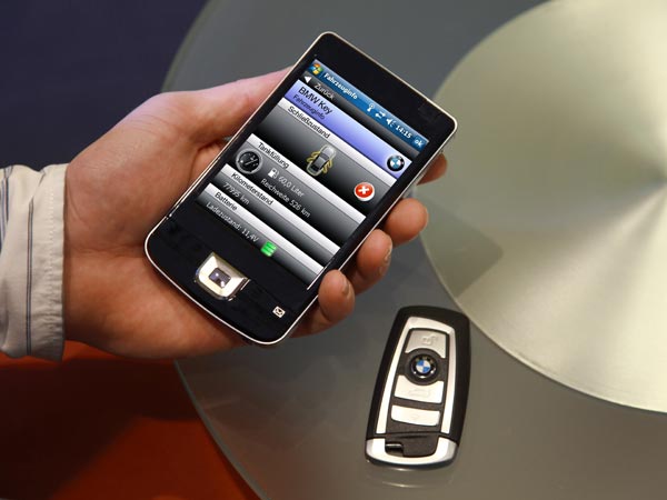 BMW Car Keys Might Be Replaced By Mobile Phone Apps BMW Car Keys Might Be Replaced By Mobile Phone Apps