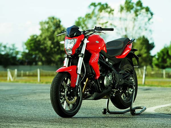 DSK-Benelli TNT 300 ABS Now Available In India