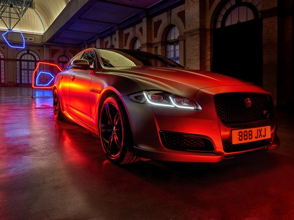 Game Of Drones: Jaguar’s Unique Way Of Showcasing The Spacious XJL