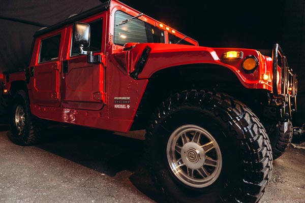 Electric Hummer Unveiled By Kreisel & Arnold Schwarzenegger