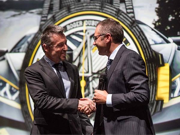 Lamborghini Reveals New Huracan Super Trofeo Evo