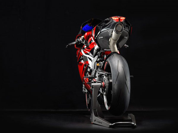  MV Agusta Reveals F4 LH44 Lewis Hamilton Special Edition