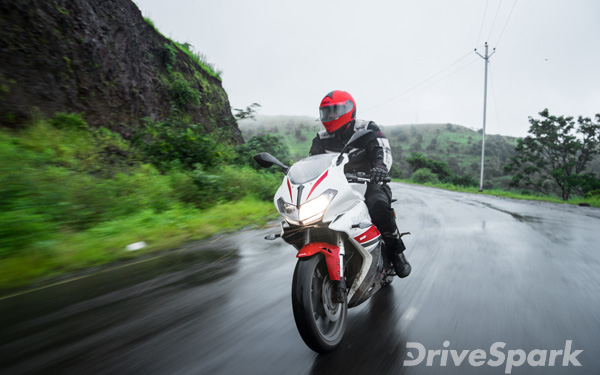 Benelli 302R: First Ride Review
