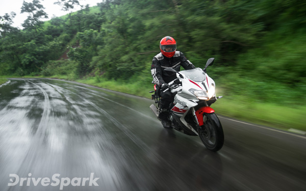 Benelli 302R: First Ride Review