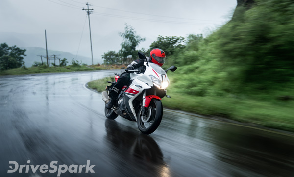 Benelli 302R: First Ride Review