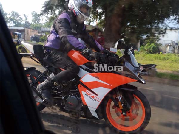 Spy Pics: KTM RC250 Spotted Testing In India