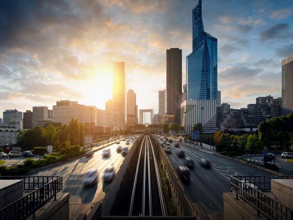 Paris To Ban Petrol And Diesel Vehicles By 2030