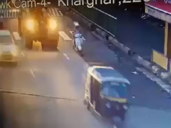 Women On Scooter Crushed By Hydraulic Crane While Changing Lane