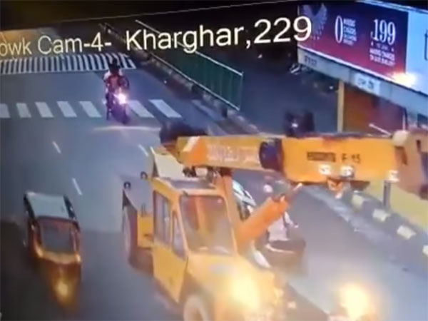 Women On Scooter Crushed By Hydraulic Crane While Changing Lane
