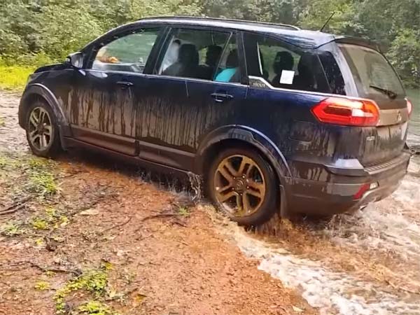 Tata Hexa Demonstrates Extreme Off-Roading Capabilities Tata Hexa Demonstrates Extreme Off-Roading Capabilities