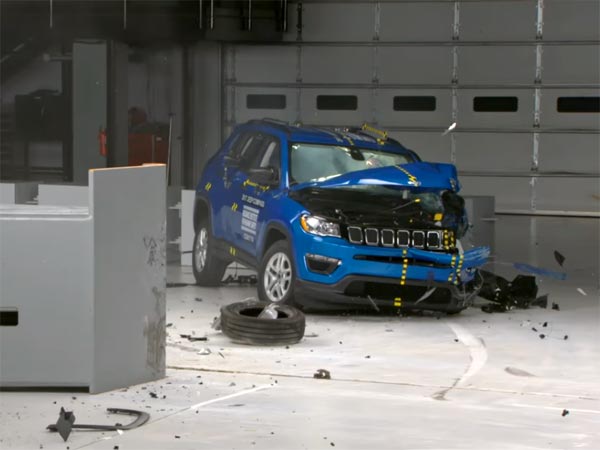Redesigned Jeep Compass Wins Top Safety Pick Award Redesigned Jeep Compass Wins Top Safety Pick Award