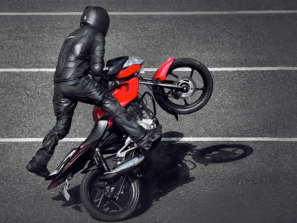 Bajaj Pulsar Is The Hot Favourite Of Indian Customers — Here’s Why Bajaj Pulsar Is The Hot Favourite Of Indian Customers — Here’s Why