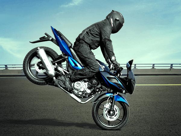 Bajaj Pulsar Is The Hot Favourite Of Indian Customers — Here’s Why Bajaj Pulsar Is The Hot Favourite Of Indian Customers — Here’s Why