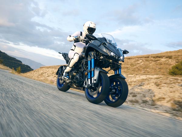 2017 Tokyo Motor Show: Yamaha Reveals Niken Leaning Three-Wheeler