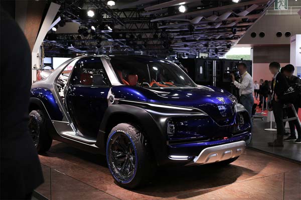 2017 Tokyo Motor Show: Yamaha Cross Hub Concept Revealed