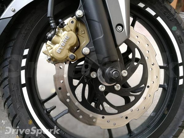 Bajaj Pulsar NS200 ABS Launched In India — Launch Price, Images and Specifications