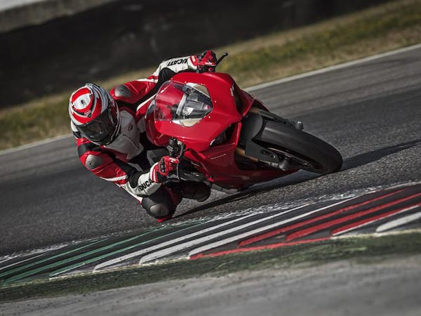 Ducati Panigale V4 Unveiled Ahead Of EICMA