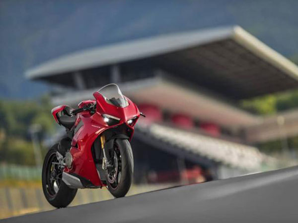 Ducati Panigale V4 Unveiled Ahead Of EICMA