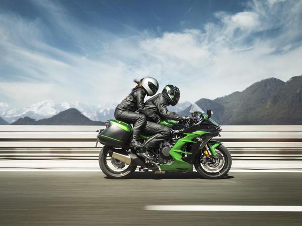 EICMA 2017: Kawasaki Ninja H2 SX And SX SE Revealed