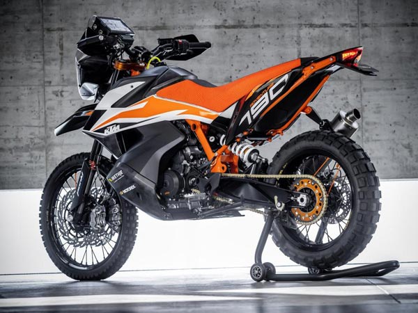 EICMA 2017: KTM 790 Adventure Prototype Revealed EICMA 2017: KTM 790 Adventure Prototype Revealed