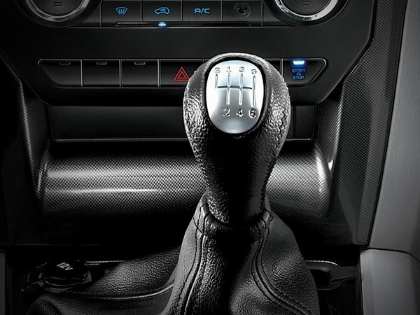 2017 Mahindra Scorpio Facelift Launched In India; Launch Price, Specifications, Mileage & Images