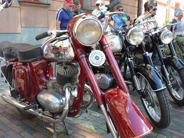 Mahindra: Jawa Motorcycles India Launch Details Revealed