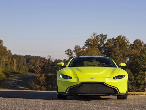 2018 Aston Martin Vantage Revealed