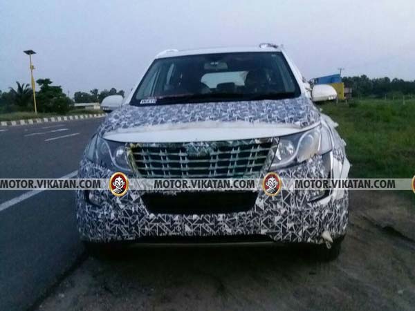 Spy Pics: Mahindra XUV500 Facelift Spotted Testing