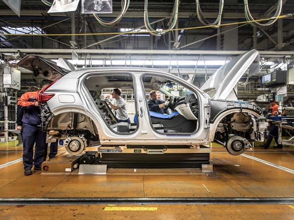 Volvo XC40 Production Starts; India Launch In 2018