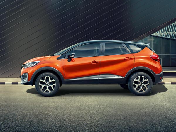 Ranbir Kapoor Promotes The New Renault Captur SUV