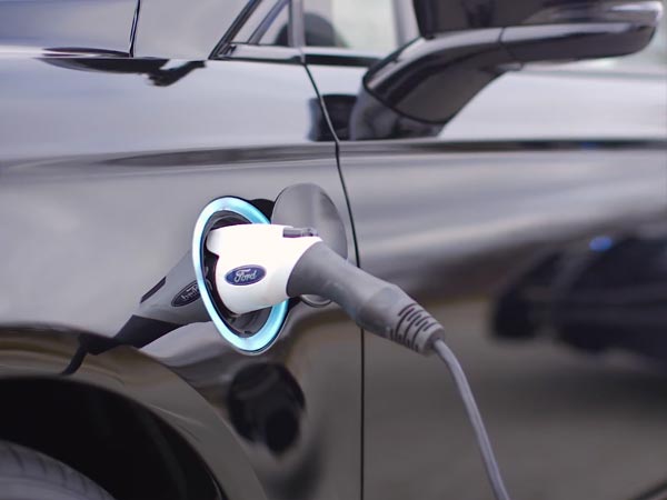 Ford Special Service Plug-In Hybrid Police Car Revealed