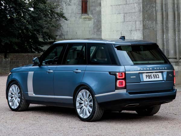 2018 Range Rover SVAutobiography Revealed Ahead Of LA Auto Show