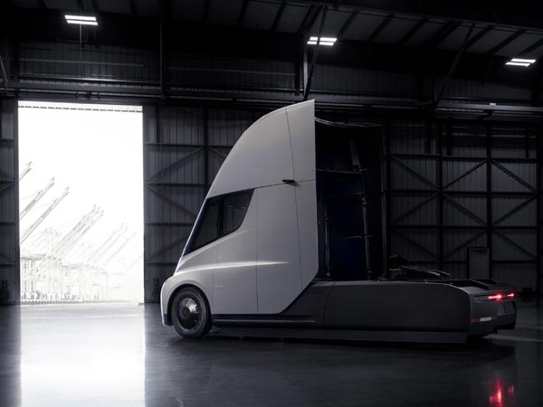 Study: Tesla Truck Needs 4,000 Homes To Recharge