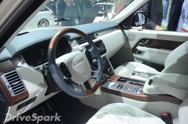 2017 Los Angeles Auto Show: New Range Rover SVAutobiography Unveiled 