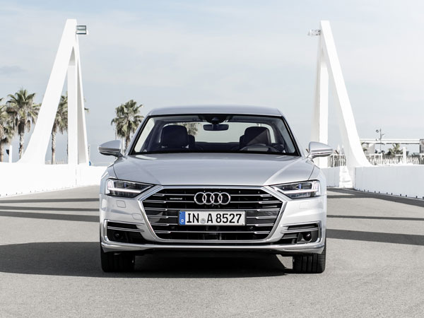 2017 Los Angeles Auto Show: New-Generation Audi A8 Unveiled