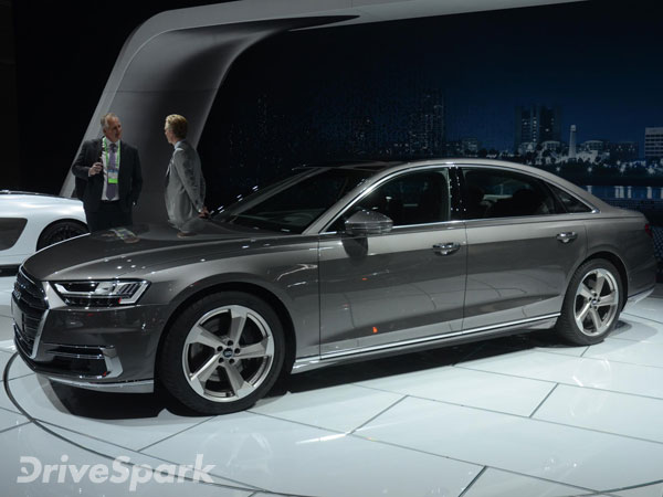 2017 Los Angeles Auto Show: New-Generation Audi A8 Unveiled