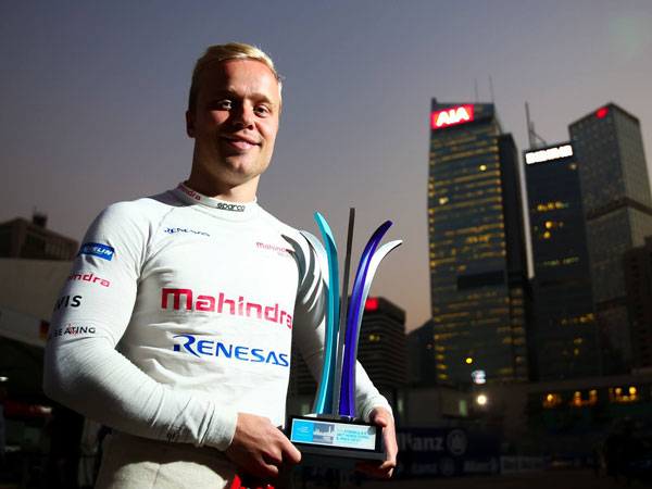 Formula E: Mahindra Wins Hong Kong ePrix