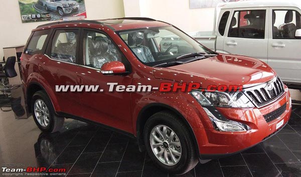 Spy Pics: Mahindra XUV500 Petrol Engine Revealed