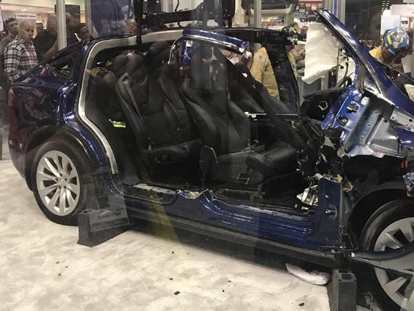 Daimler, The Parent Company Of Mercedes-Benz Dismantled A Rented Tesla Model X Daimler, The Parent Company Of Mercedes-Benz Dismantled A Rented Tesla Model X