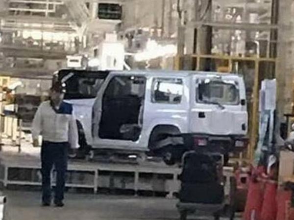 2018 Suzuki Jimny Spied In Japan; Facts, Rumours And Images.