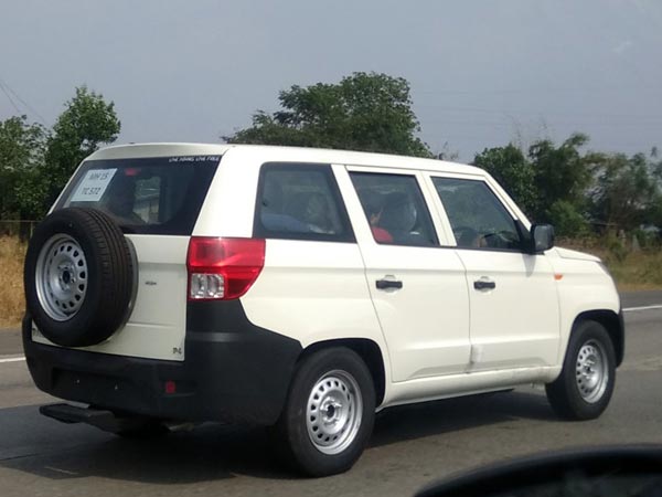 Mahindra TUV300 Plus Production Model Spotted Testing In India