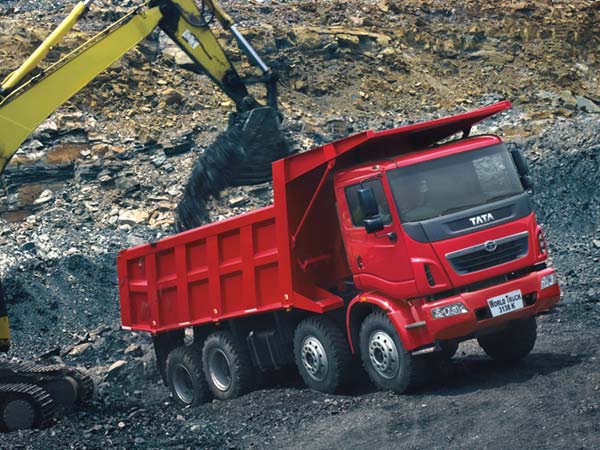 Tata Motors To Launch India's First Heavy Duty Tipper Range With Ultimaax Suspension