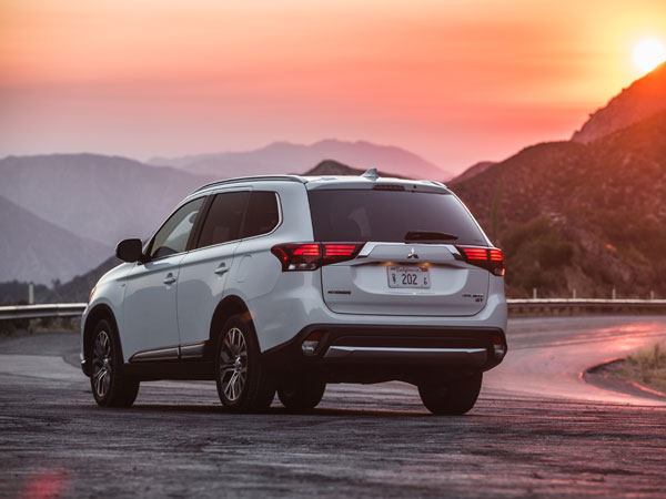 New Mitsubishi Outlander India Launch Details Revealed