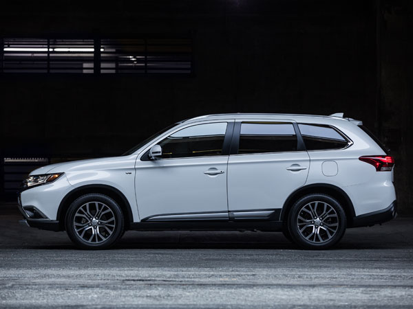 New Mitsubishi Outlander India Launch Details Revealed