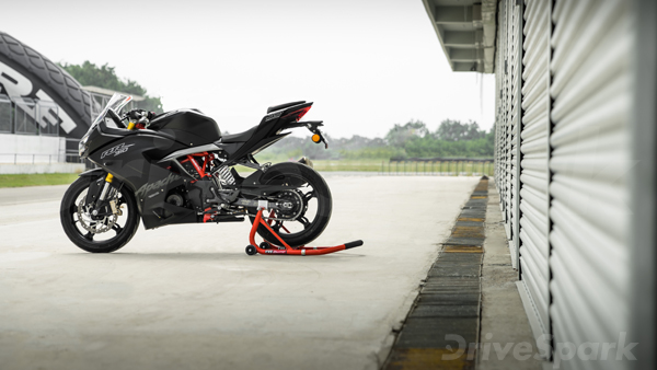 Review: TVS Apache RR 310 — Is It A #PureRacecraft Worthy 300cc Motorcycle?