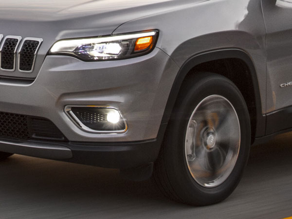 Next-Gen Jeep Cherokee Revealed Ahead Of Detroit Debut 