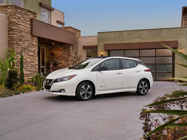 Nissan Leaf Grand Touring Concept Revealed