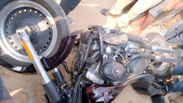 Bangalore Bike Accident At Chikkaballapur Near Nandi Upachar