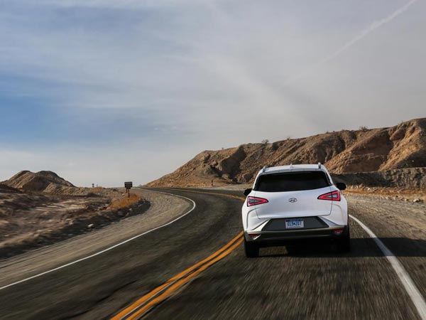 CES 2018: Hyundai Nexo Fuel Cell Electric SUV Revealed